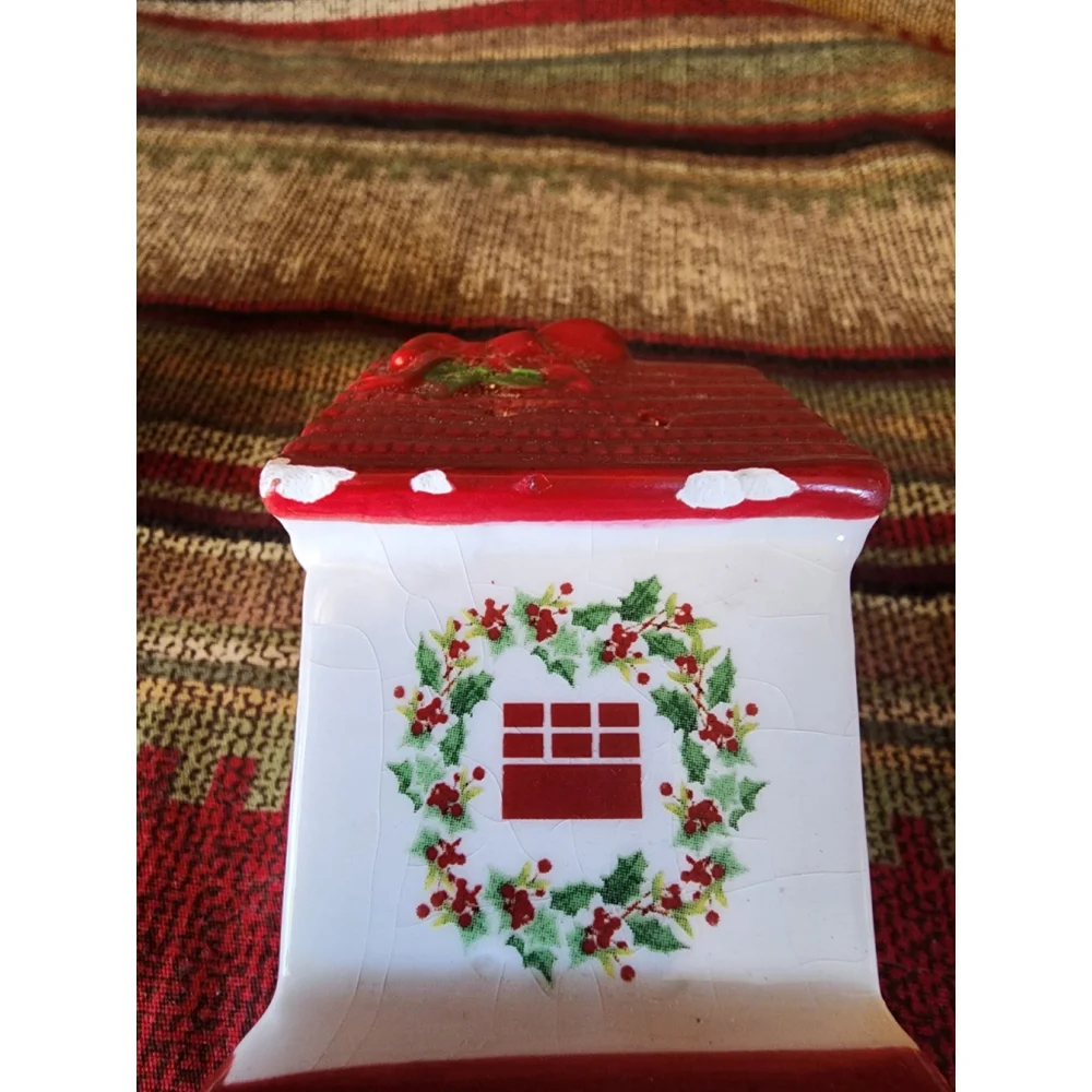 Salt‎ and Pepper Shakers Birdhouses Says Glory to God Religious red and White